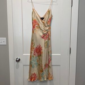 Sz 10, Jones New York, 100% silk, floral print dress.